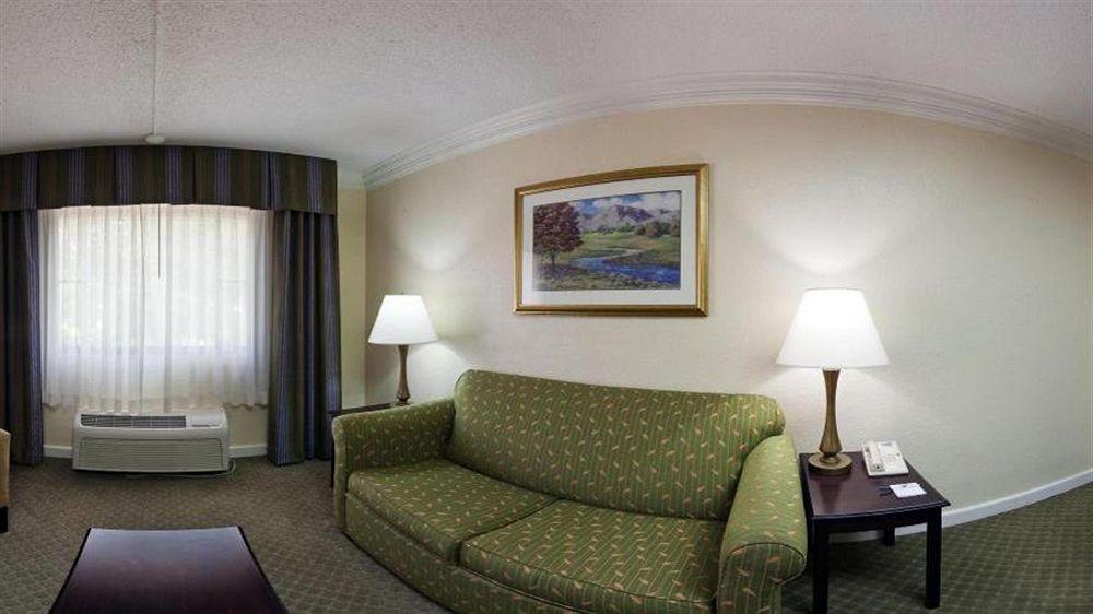 Holiday Inn Express Athens - University Area By Ihg Luaran gambar